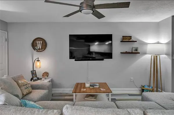 $4,000 | 661 Poinsettia Avenue, Unit 104, Clearwater Beach, FL 33767