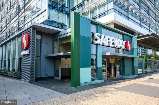 $750,000 | 205 G Street Southwest, Unit 145, Washington, DC 20024