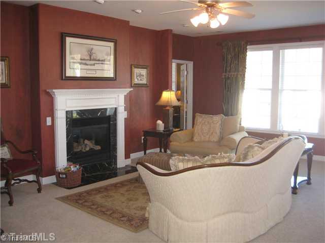 3975 Navy Place High Point, NC 27265 - Photo 8 of 16 Den/Family/Great Room.