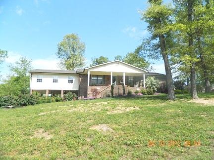 891 Turnpike Road Lawrenceburg, TN 38464 - Photo 1 of 11 Front