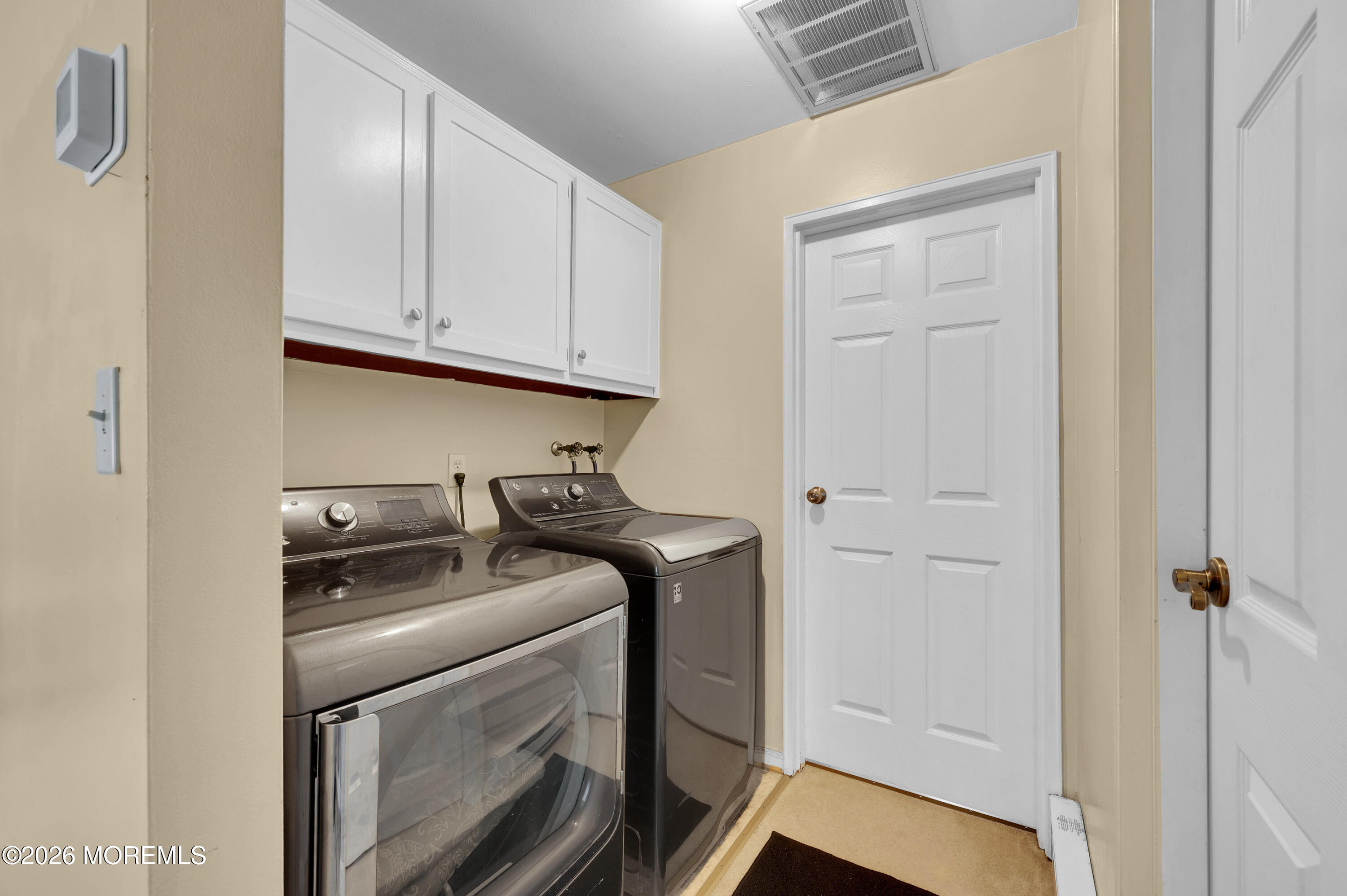 4 Indiana Way, Unit B Whiting, NJ 08759 - Photo 14 of 25 Laundry