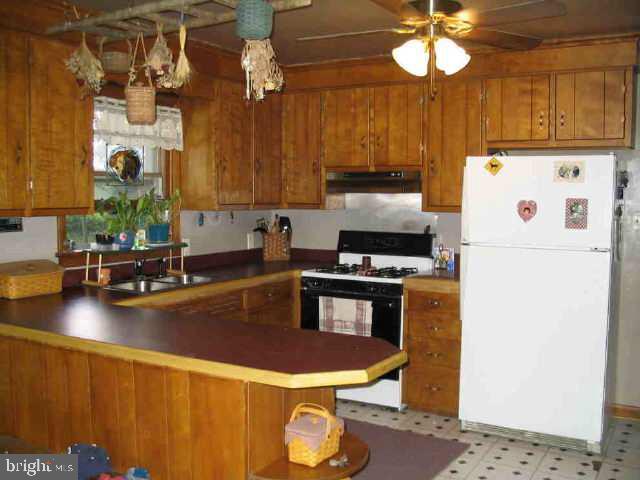 52 Montsera Road Carlisle, PA 17015 - Photo 3 of 4 Gallery Image 3