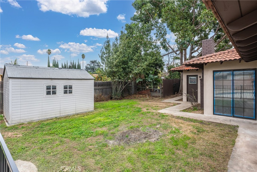 895 Orange Street Colton, CA 92324 - Photo 16 of 24