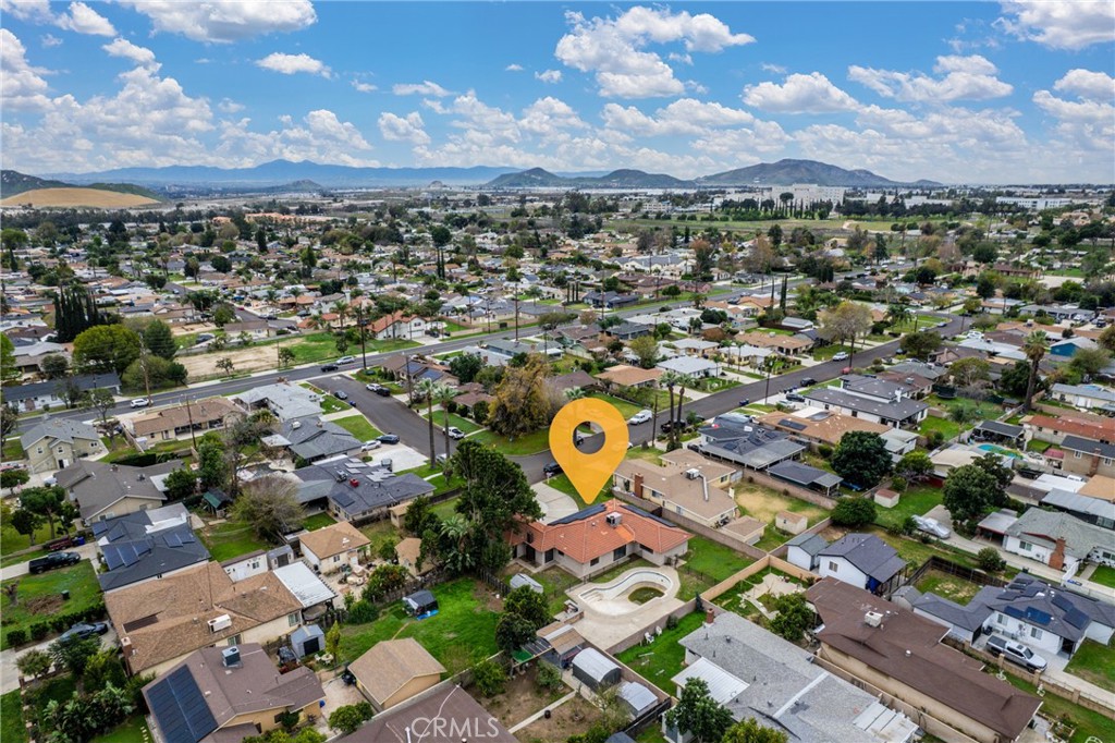 895 Orange Street Colton, CA 92324 - Photo 23 of 24