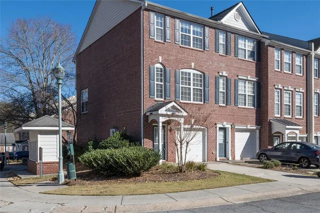 $2,300 | 3177 Mill Springs Circle Northeast, Buford, GA 30519