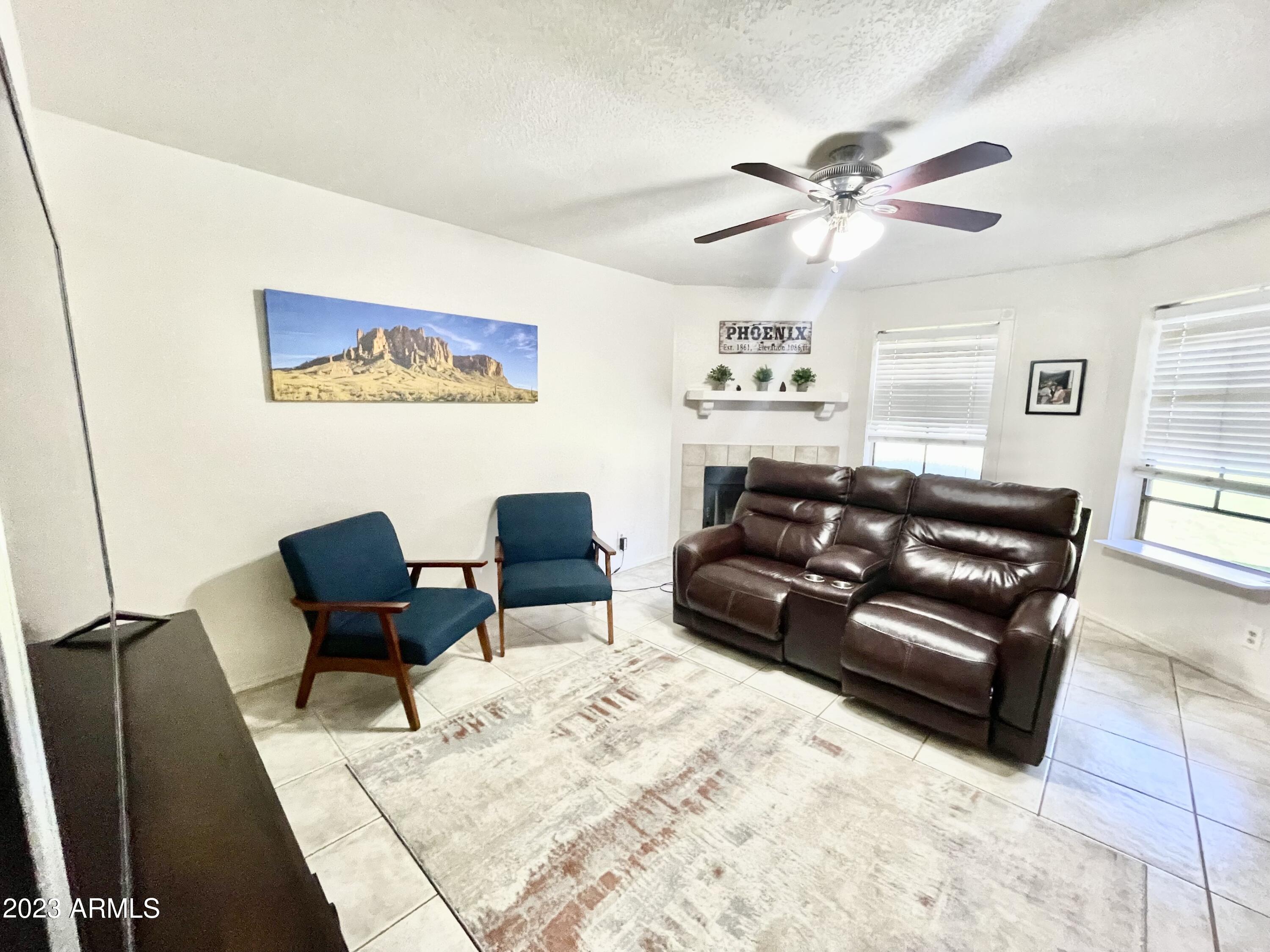 6262 East Brown Road, Unit 51 Mesa, AZ 85205 - Photo 4 of 26 BROWNLIVINGSIDE