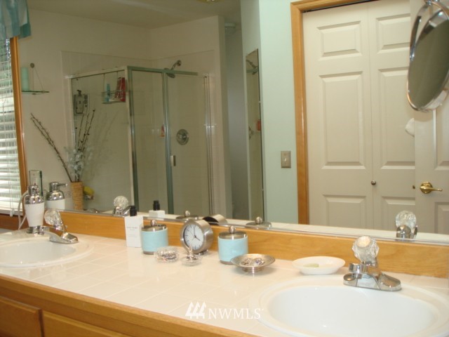 402 172nd Place Southeast Bothell, WA 98012 - Photo 20 of 25