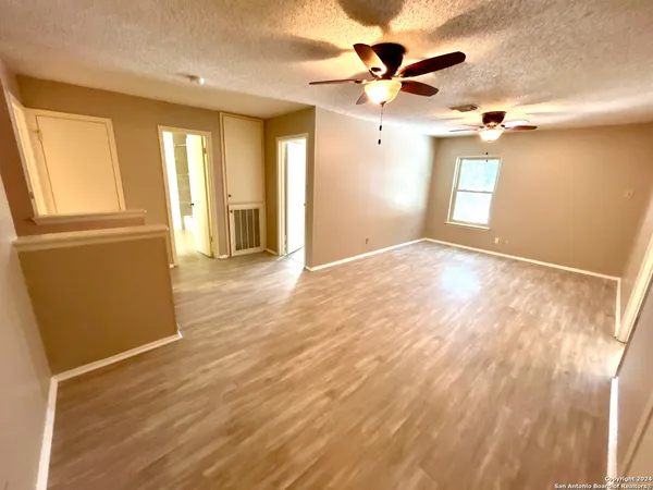 $1,899 | 8111 Mescal Trail, San Antonio, TX 78244