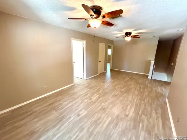 $1,899 | 8111 Mescal Trail, San Antonio, TX 78244