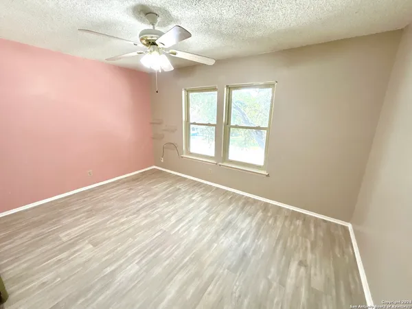 $1,899 | 8111 Mescal Trail, San Antonio, TX 78244