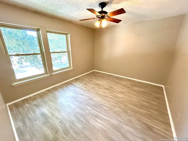 $1,899 | 8111 Mescal Trail, San Antonio, TX 78244