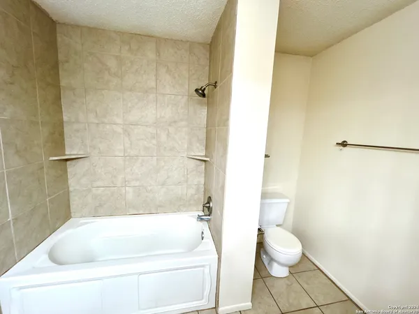 $1,899 | 8111 Mescal Trail, San Antonio, TX 78244