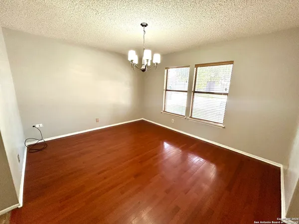 $1,899 | 8111 Mescal Trail, San Antonio, TX 78244