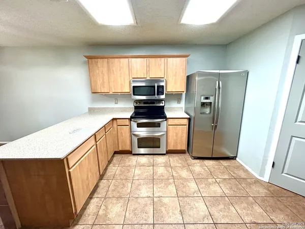 $1,899 | 8111 Mescal Trail, San Antonio, TX 78244