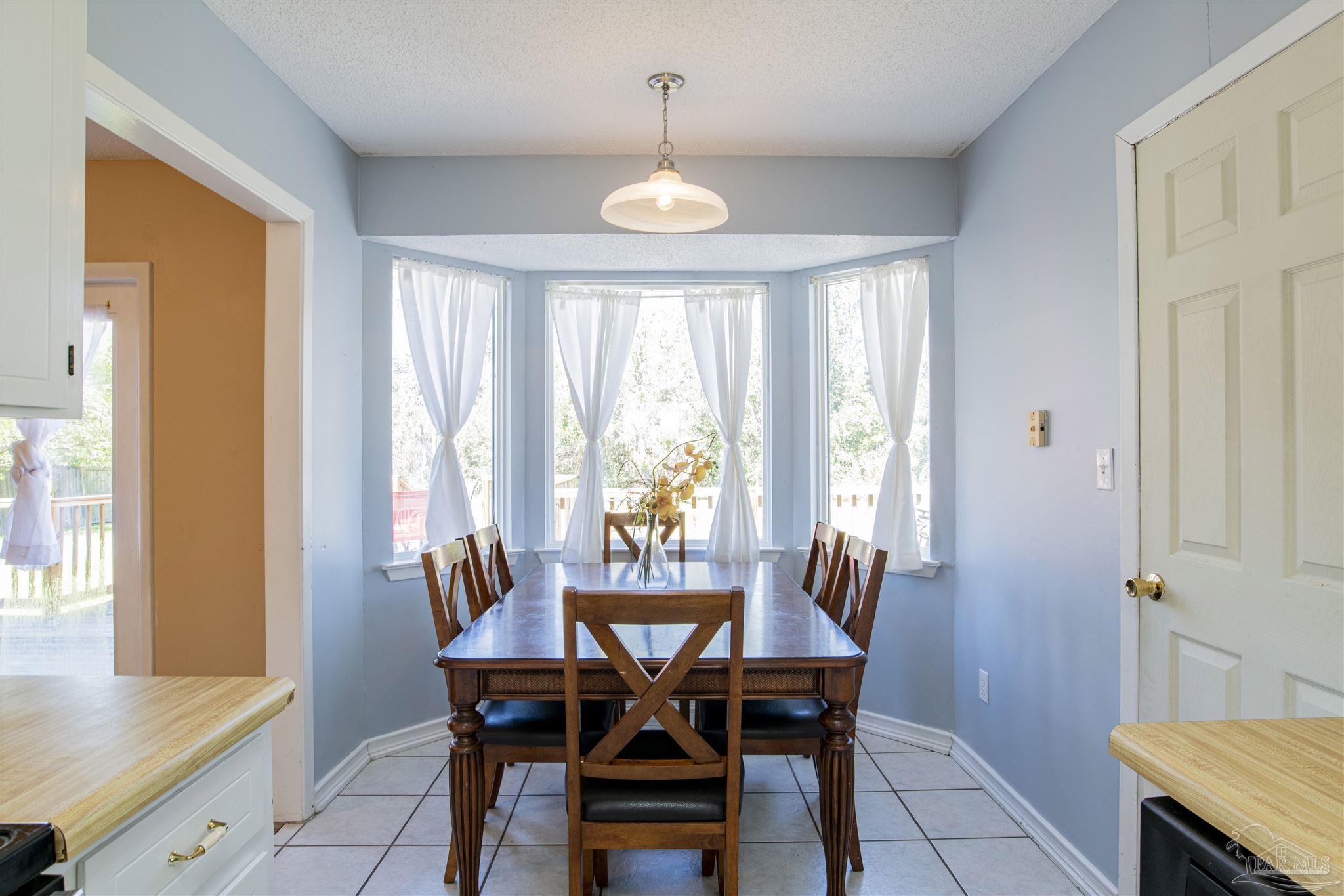 2946 Ranchette Square Gulf Breeze, FL 32563 - Photo 6 of 25 Gallery Image 6