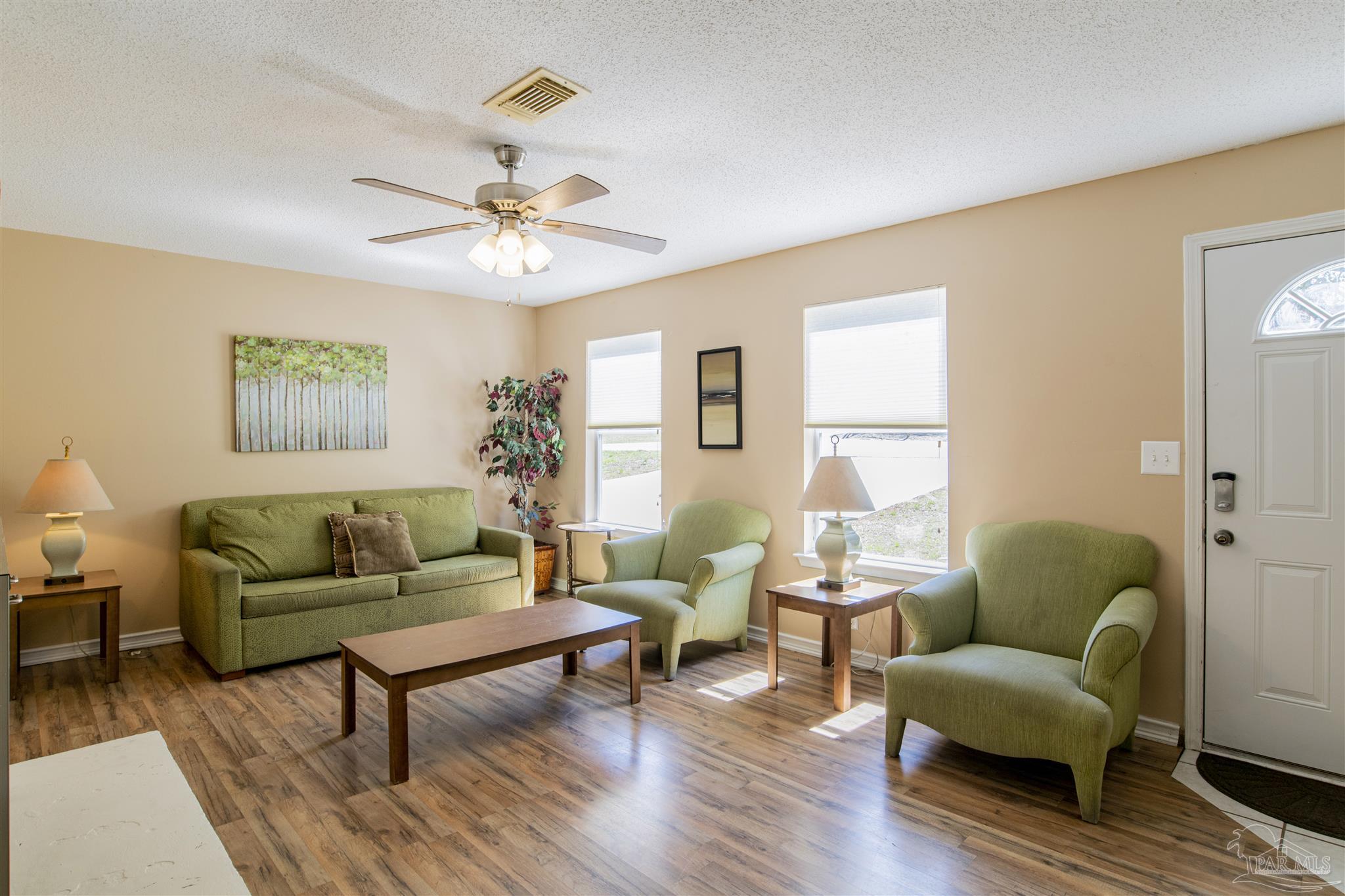 2946 Ranchette Square Gulf Breeze, FL 32563 - Photo 9 of 25 Gallery Image 9