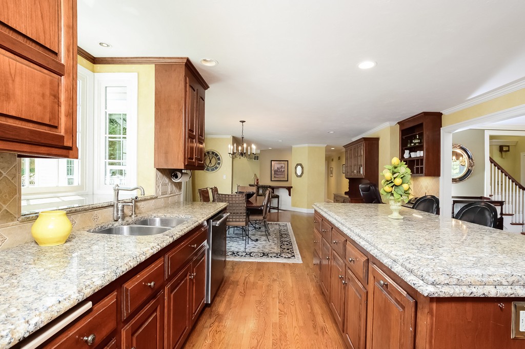 84 Anderson Farm Road Hanover, MA 02339 - Photo 8 of 30 Gallery Image 8