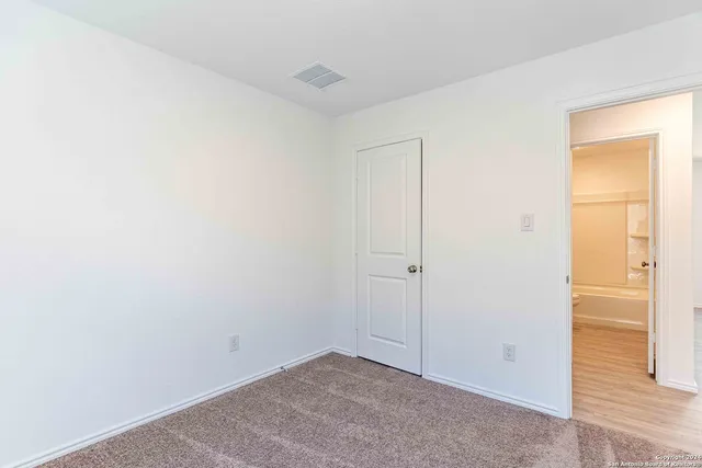 $1,500 | 9143 Coronal Rings, San Antonio, TX 78252