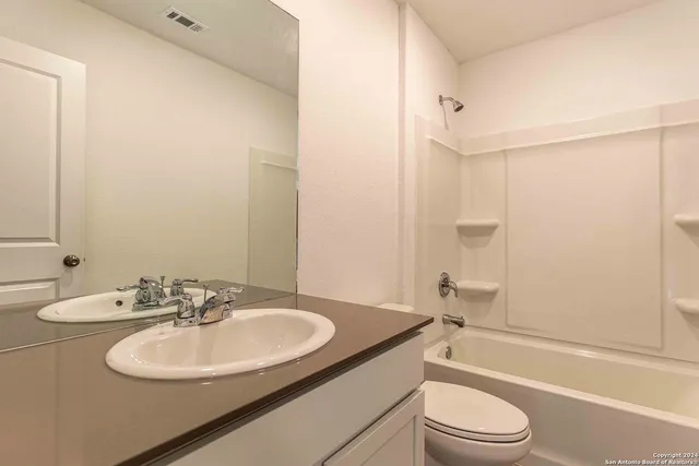 $1,500 | 9143 Coronal Rings, San Antonio, TX 78252