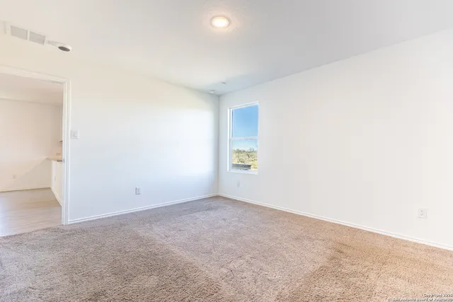 $1,390 | 9143 Coronal Rings, San Antonio, TX 78252