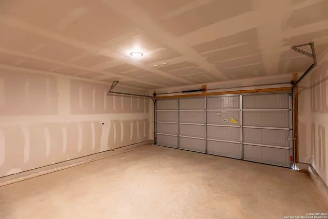 $1,500 | 9143 Coronal Rings, San Antonio, TX 78252