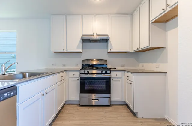 $1,390 | 9143 Coronal Rings, San Antonio, TX 78252