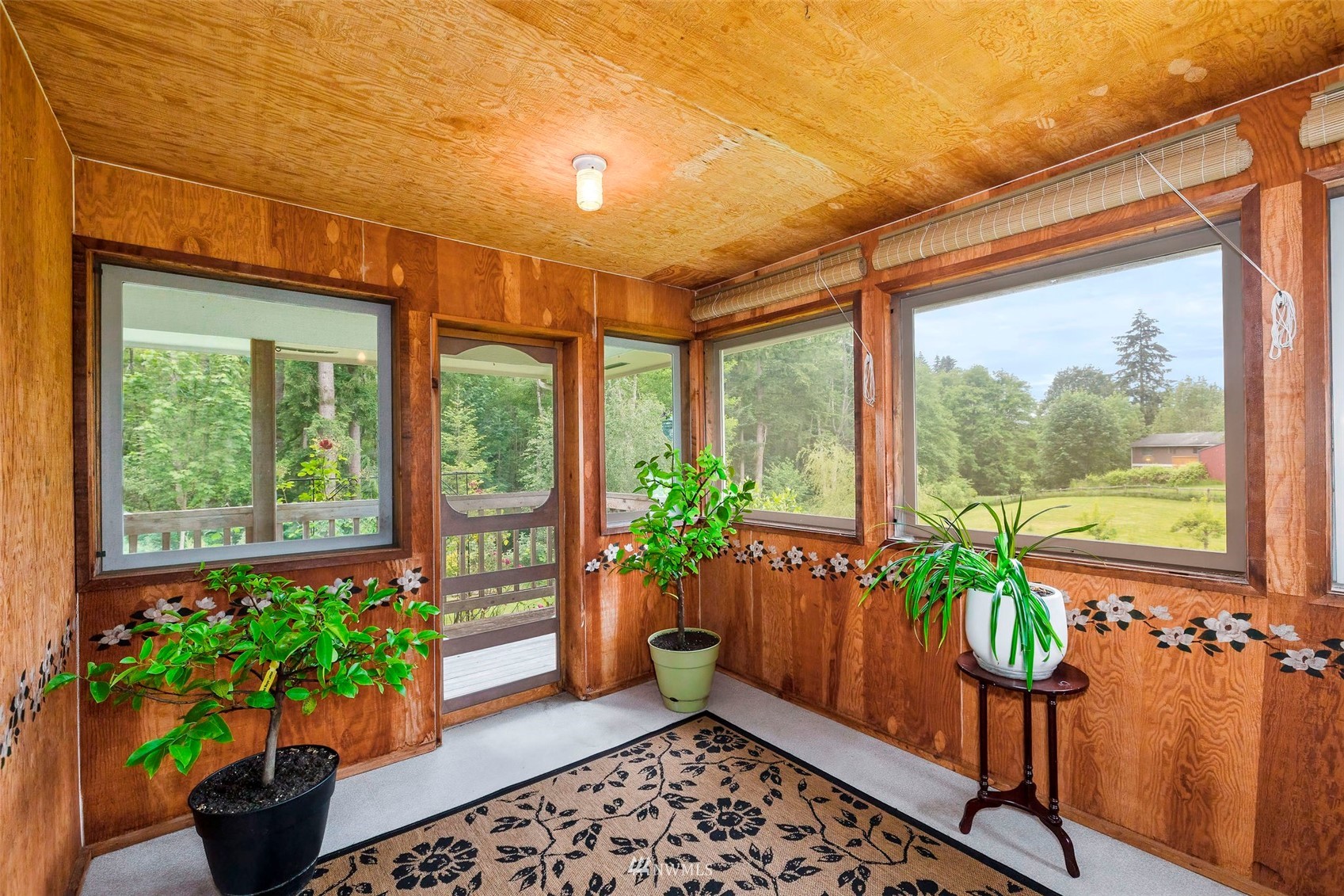 2405 Woods Road Southeast Port Orchard, WA 98366 - Photo 8 of 40 Gallery Image 8