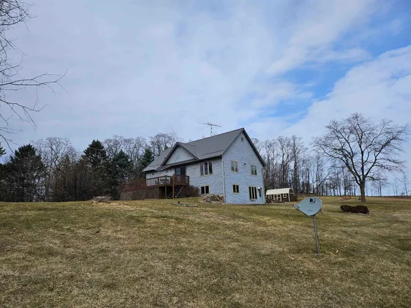 $424,900 | W1784 County Rd AW, Randolph, WI 53956