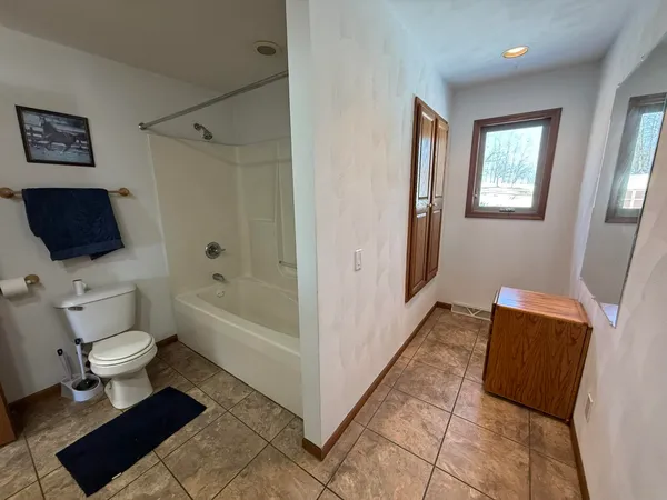 $424,900 | W1784 County Rd AW, Randolph, WI 53956