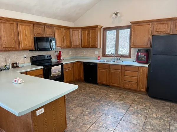 $424,900 | W1784 County Rd AW, Randolph, WI 53956