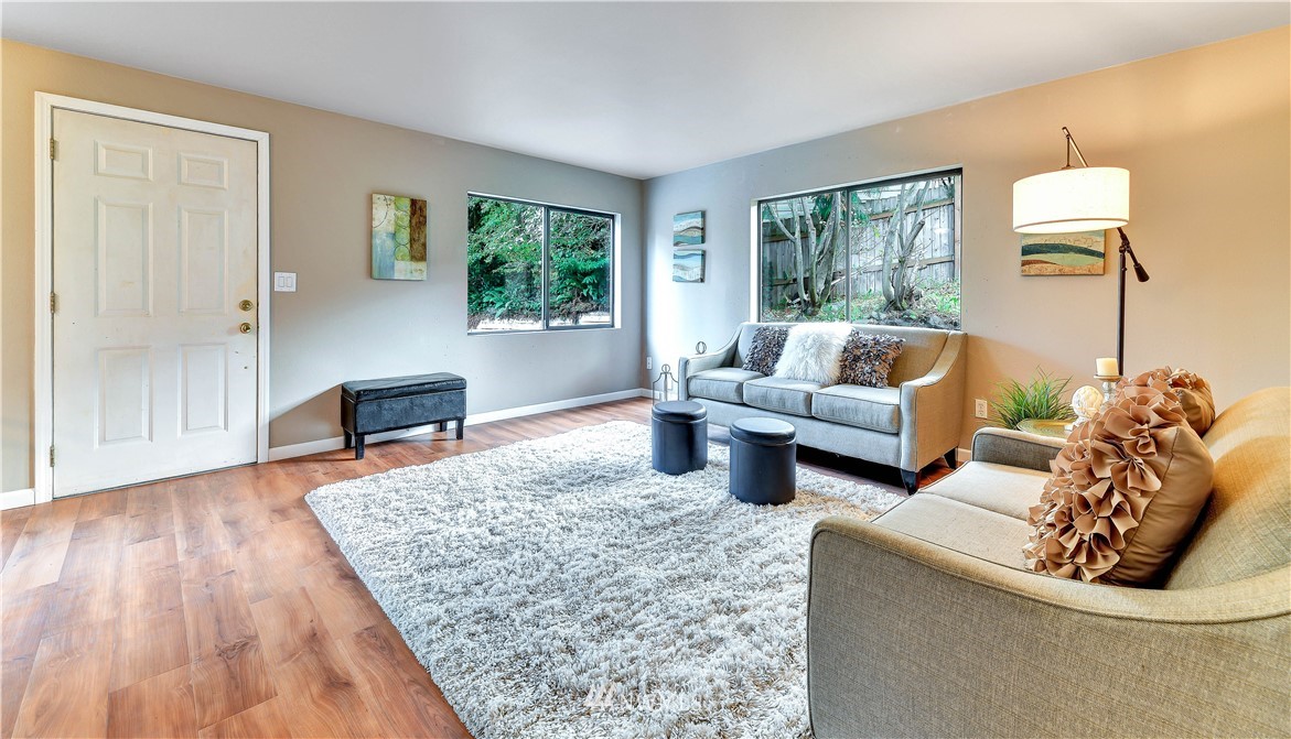 5529 Lowell Road Everett, WA 98203 - Photo 3 of 22 a living room with furniture and a large window