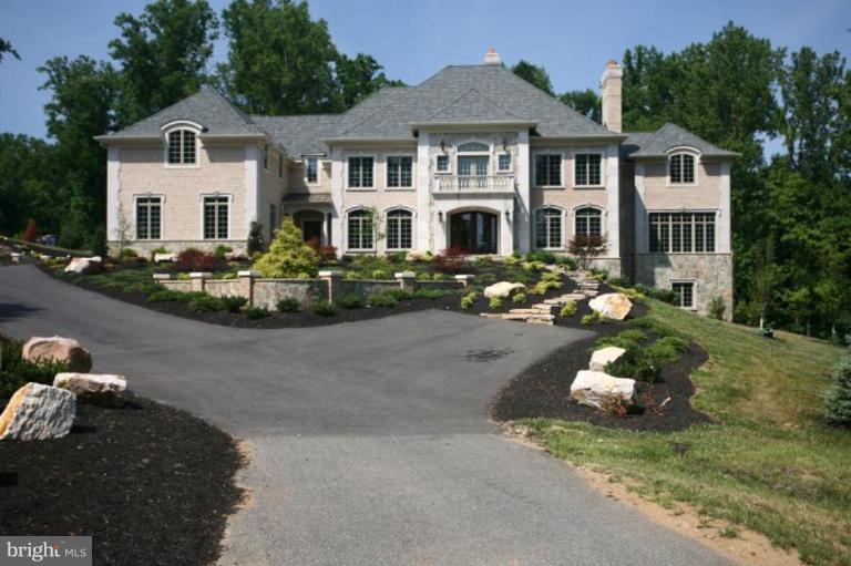 3305 Bridle Ridge Lane Pikesville, MD 21208 - Photo 1 of 30 Exterior (Main)