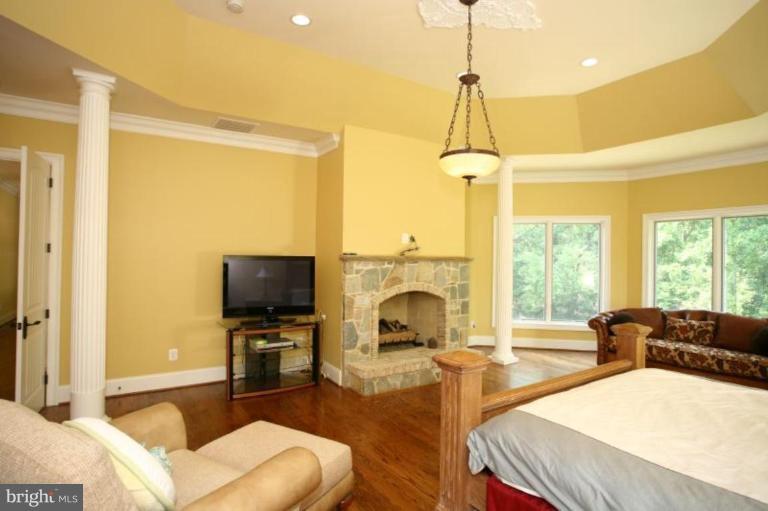 3305 Bridle Ridge Lane Pikesville, MD 21208 - Photo 15 of 30 Master Bedroom