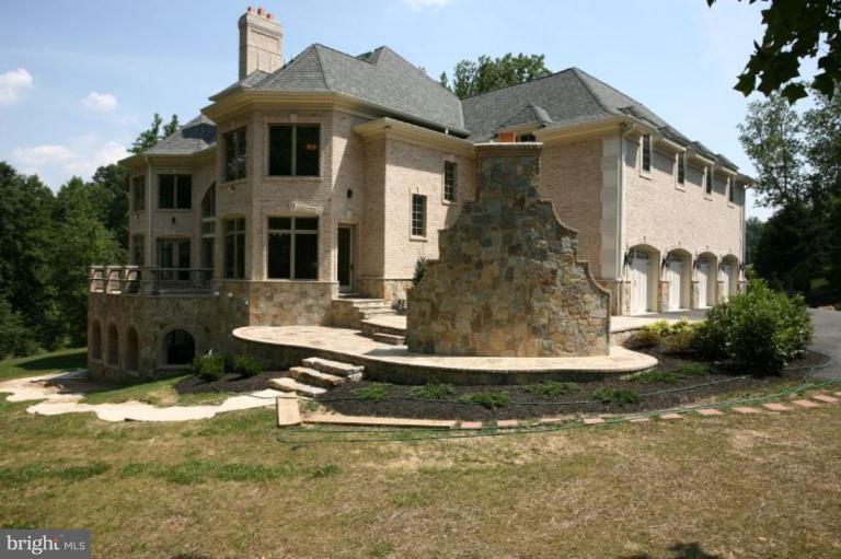 3305 Bridle Ridge Lane Pikesville, MD 21208 - Photo 26 of 30 Exterior (Rear)