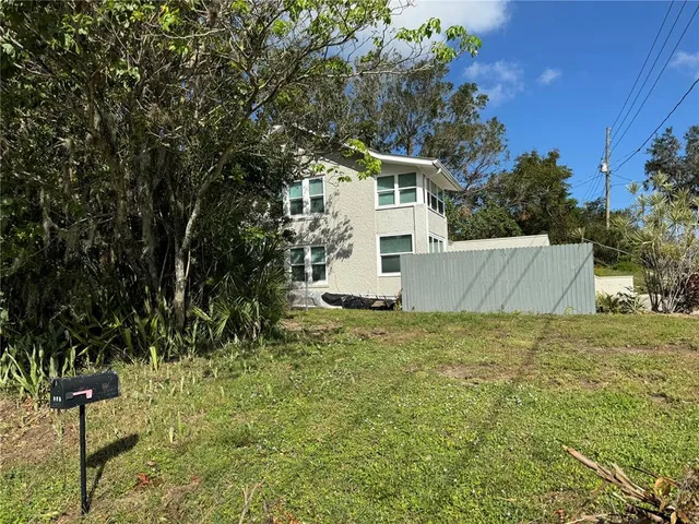 a view of a outdoor space and a yard