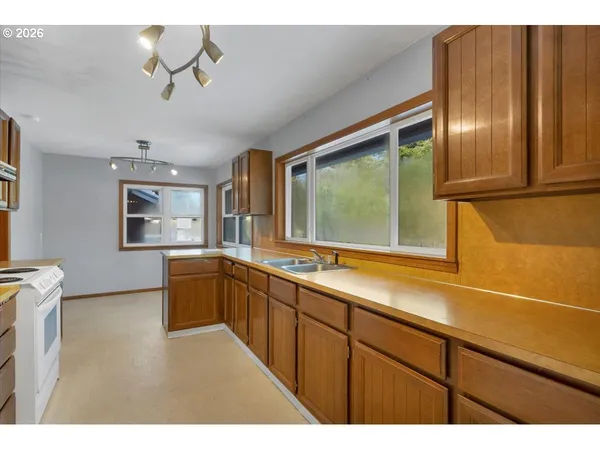 $235,000 | 538 Mountain Avenue, Idanha, OR 97350