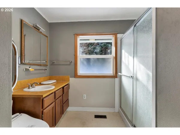 $235,000 | 538 Mountain Avenue, Idanha, OR 97350