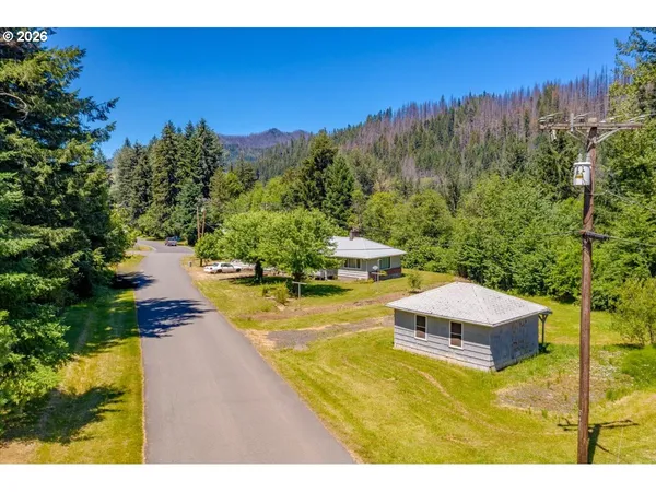 $235,000 | 538 Mountain Avenue, Idanha, OR 97350