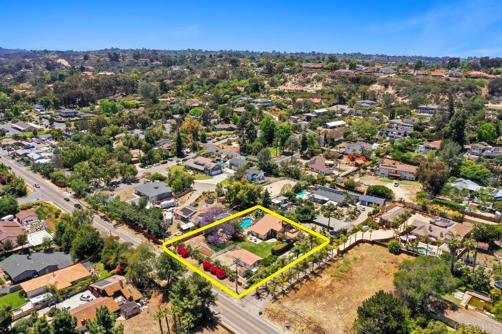 546 Rancho Santa Fe Road Encinitas, CA 92024 - Photo 46 of 48 an aerial view of multiple house