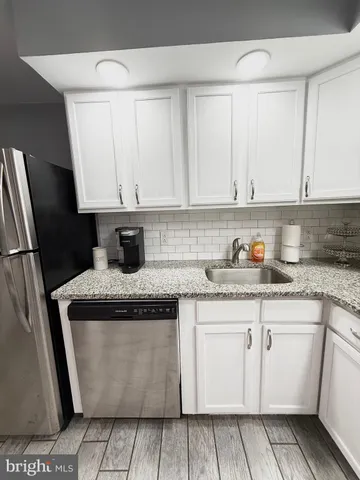 $2,500 | 1820 Newport Road, Wilmington, DE 19808