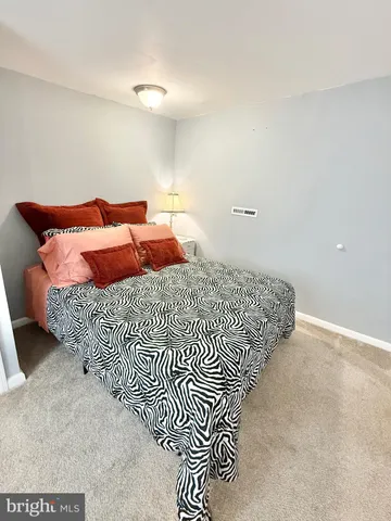 $2,500 | 1820 Newport Road, Wilmington, DE 19808