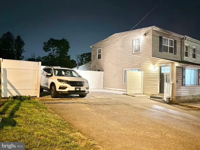 $2,500 | 1820 Newport Road, Wilmington, DE 19808