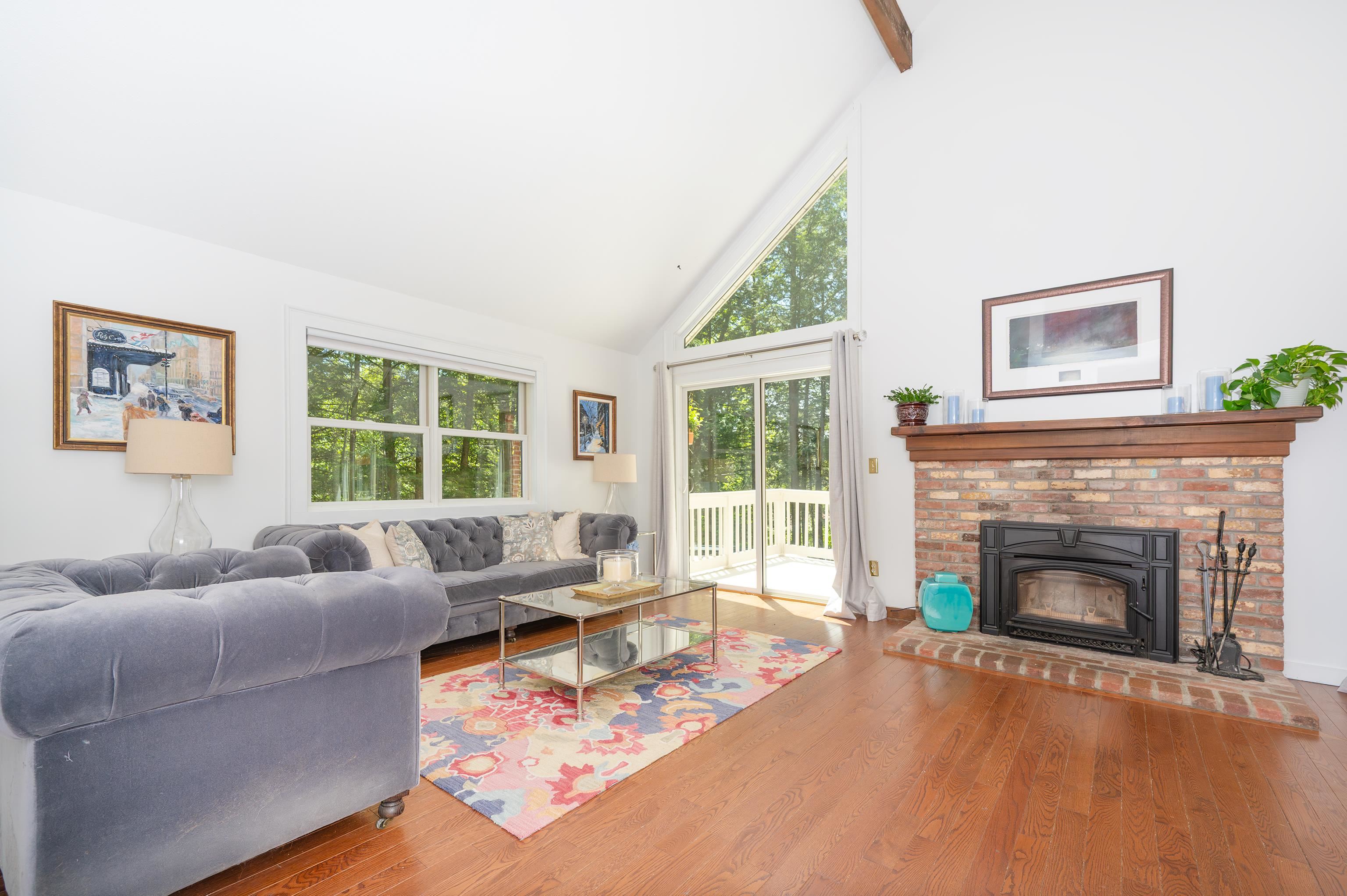 1196 Marsh Family Road, Unit 7176 Hartford, VT 05059 - Photo 13 of 49