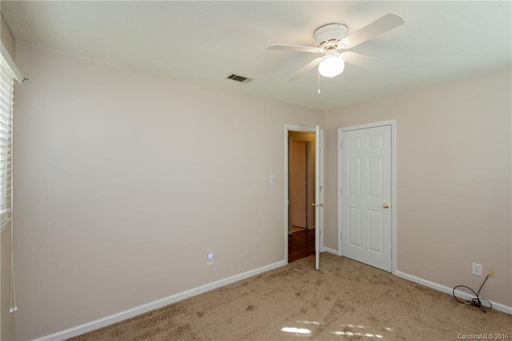 318 Clearbrook Road Matthews, NC 28105 - Photo 14 of 22 Gallery Image 14