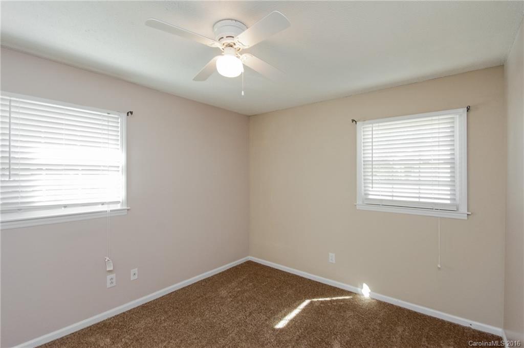 318 Clearbrook Road Matthews, NC 28105 - Photo 20 of 22 Gallery Image 20