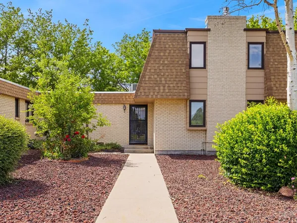 $264,999 | 48 Regency Boulevard, Unit E, Pueblo, CO 81005