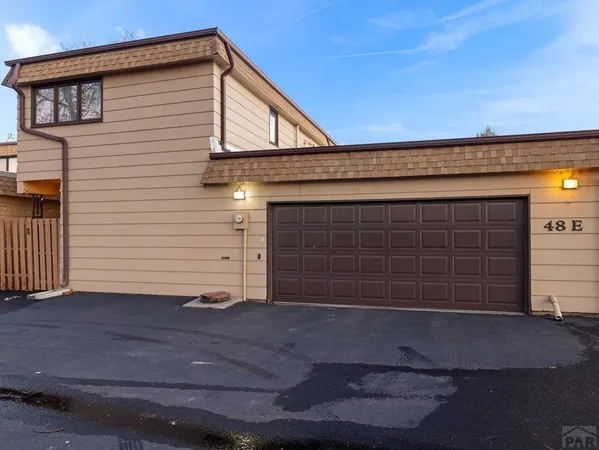 $264,999 | 48 Regency Boulevard, Unit E, Pueblo, CO 81005