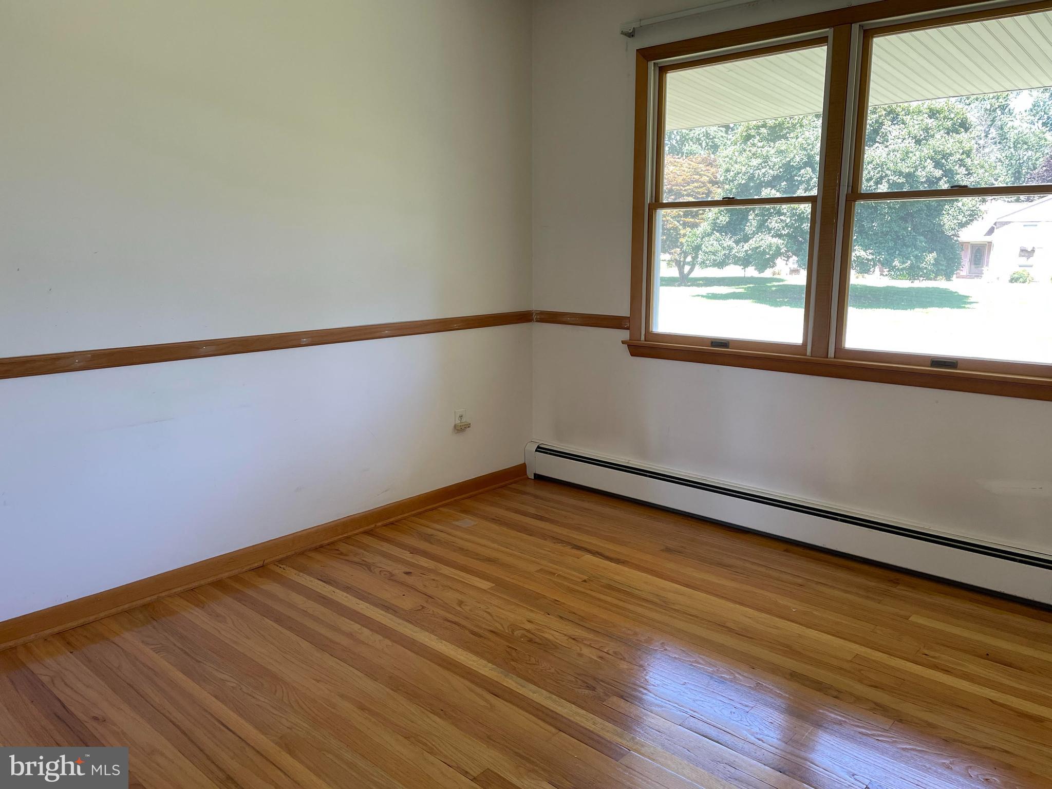 4607 Lynncrest Drive Hampstead, MD 21074 - Photo 15 of 17 Bedroom