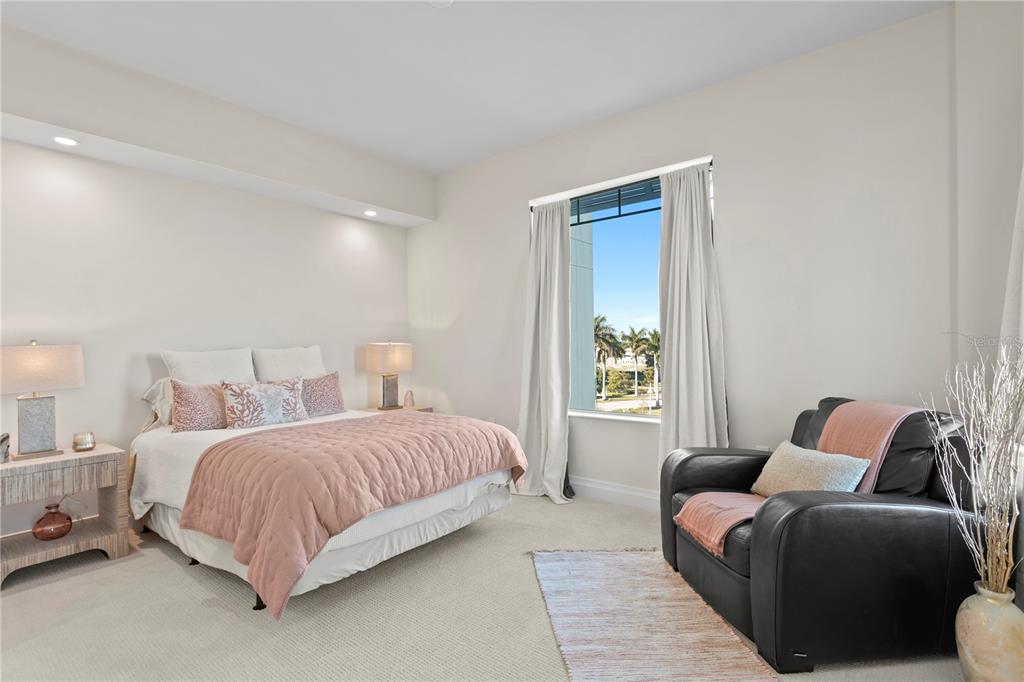 755 Collany Road, Unit 401 St. Petersburg, FL 33715 - Photo 32 of 64 Gallery Image 32