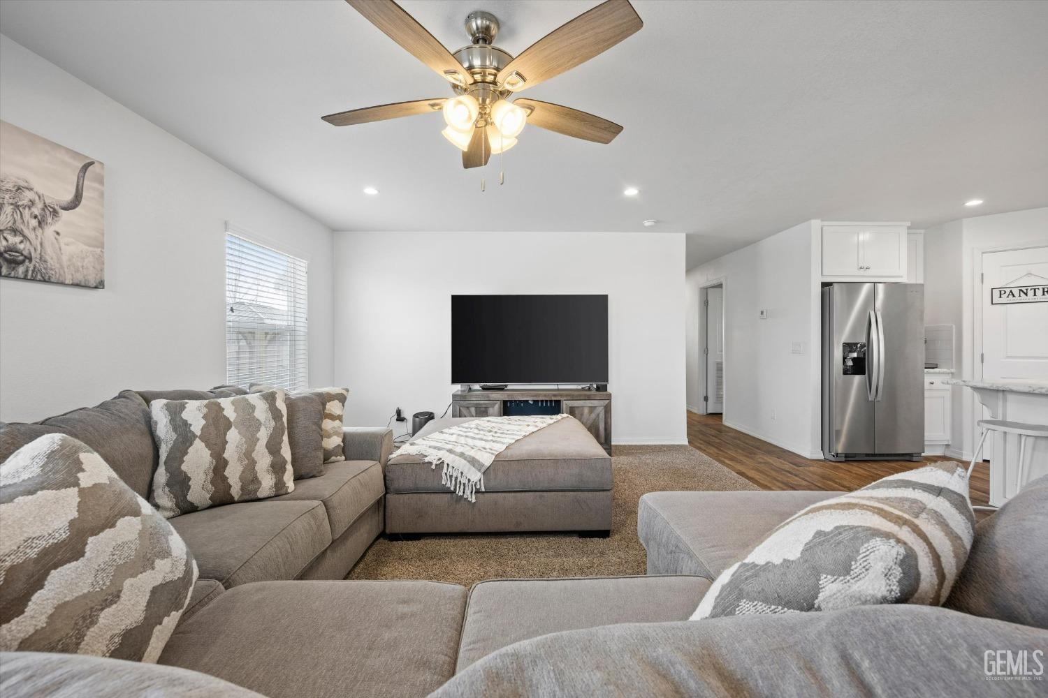 Undisclosed Address Taft, CA 93268 - Photo 14 of 42